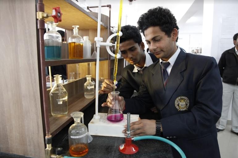 SRMU Campus infrastructure and activities photo 3